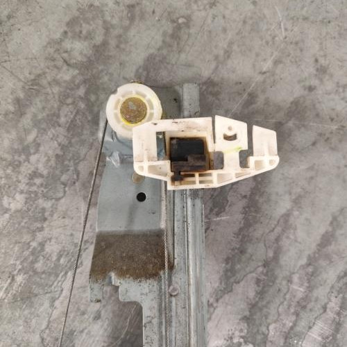 102545346-124d7a70-b5d9-4bea-b0dd-8a13c35bb130-Piece-Leve-vitre-electrique-arriere-gauche-8201010935-RENAULT-GRAND-SCENIC-2-PHASE-1-02ce8ee964b05a0ba927827468cbb6cedd06d6c3446e0487b07fe73feb0c2c05_m.jpg