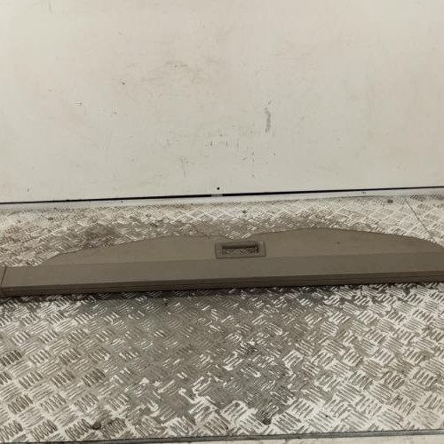 102545352-1829e4e6-d408-4f9b-a45b-ce0be1be34e7-Piece-Plage-arriere-8200278677-RENAULT-GRAND-SCENIC-2-PHASE-1-93188d2981711d78cb10fa6c9d9d48d92efffa628b17f321d932e801bcb3a308_m.jpg