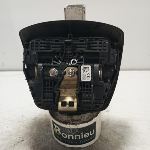 102550806-d5daab07-787d-4459-ac5f-4e452fb0e62d-Piece-Air-bag-conducteur-985701921R-RENAULT-SCENIC-3-PHASE-3-0bc734830caceedf6bfce7c5d2942bc8b24248e7b1cef57533b6b64dae492084_m.jpg