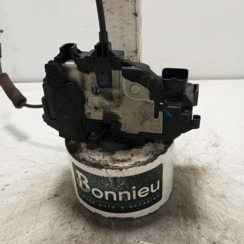 102550835-d1c800bf-ce13-4af9-9a11-6c0ce97c6b4d-Piece-Fermeture-centralisee-avant-gauche-805030006R-RENAULT-SCENIC-3-PHASE-3-bd2b74b36be388e6b5f7d6c40eaf36511593e52b032b512cb9129dd94f695172_m.jpg