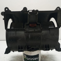 102551297-85314728-8539-4709-af29-385436a6b803-Piece-Ventilateur-chauffage-272109961R-RENAULT-SCENIC-3-PHASE-3-652b87d9ab0a06cd83a94337b54e0c95f9c2002bc9cb2678807ab1d7ab4e5195_m.jpg