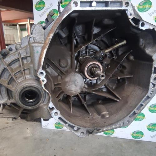 102551498-0727295f-d9a1-4d00-9867-3d33881225fa-Piece-Boite-de-vitesses-320105487R-RENAULT-SCENIC-3-PHASE-3-ba6efbb5859bc884d2a548b30f87c6dbfce1dd7b2f088af6504ddd910b838449_m.jpg