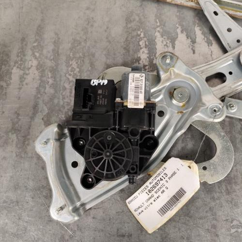 102697413-a415f15b-3ff4-4167-a1c0-3d70dd10c019-Piece-Leve-vitre-electrique-arriere-gauche-827216769R-RENAULT-GRAND-SCENIC-3-PHASE-1-fc9f250a40d06f29eb64d56430687a7e6e0ff1c8063fc9c48bd43091f4ef7341_m.jpg
