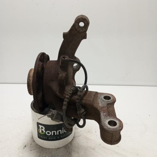 102697991-0d768170-d565-4f2d-ba6e-4f2e8c692fe3-Piece-Fusee-avant-droit-400146027R-RENAULT-GRAND-SCENIC-3-PHASE-1-e57ec964da3adf47b4a84665d073e0a54f61146f689edebfbe943915d770bcaf_m.jpg