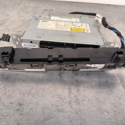 102772449-82d98181-7b4b-482c-ba71-62521da12961-Piece-Autoradio-dorigine-65125B53572-BMW-SERIE-1-F20-PHASE-2-24f453410fdd5d4a54dc1f9829020b95abfbb2f98affea11262d82c0887f0a3e_m.jpg