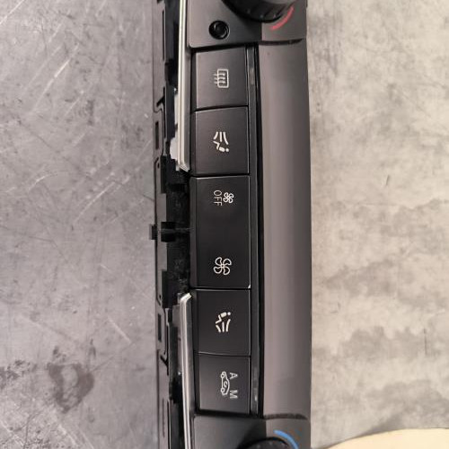 102772465-c120b27d-3022-4e25-8d3d-90a5d4a9745c-Piece-Commande-chauffage-64119363546-BMW-SERIE-1-F20-PHASE-2-74fbb84ca41ad01b5c439a1a132fb69b1a1d67932279b7e53f3b7eafd32e3e53_m.jpg