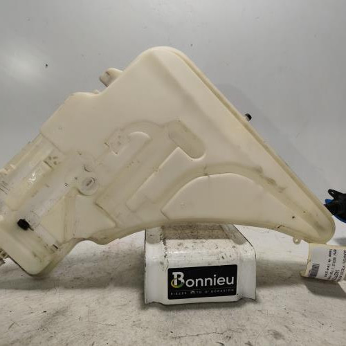 102773330-160dd6ea-fc47-4729-871c-b6ff42f181c5-Piece-Vase-de-lave-glace-61667241674-BMW-SERIE-1-F20-PHASE-2-780c2d3f5eba1befb4d3316abd4059d6ac78c551e9ae7eed50cf4597aa365305_m.jpg