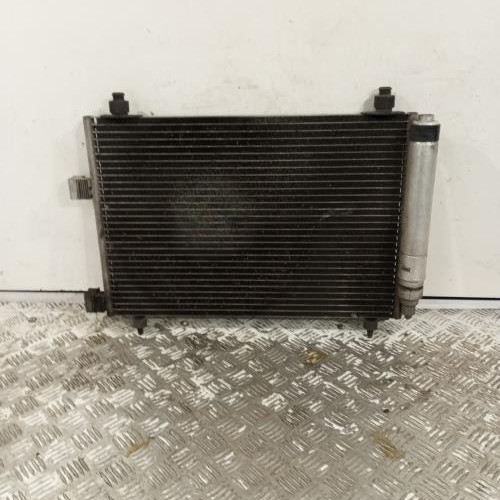 102877821-eb9a4538-951e-4a03-9dc2-affbd047c394-Piece-Condenseur-de-clim-6455AC-PEUGEOT-307-PHASE-1-BREAK-1e3d695b9fdabb76b7acb7659636820569eacf924c11cf032384c2e2d614ebb6_m.jpg