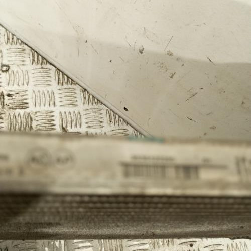 102877821-de964a3c-d502-497e-84ec-9bd0f2c6d429-Piece-Condenseur-de-clim-6455AC-PEUGEOT-307-PHASE-1-BREAK-56ae9a275b5bad3d772eedeaf3b0c6fb4fead21842e8651e6da1d00842bc43c4_m.jpg