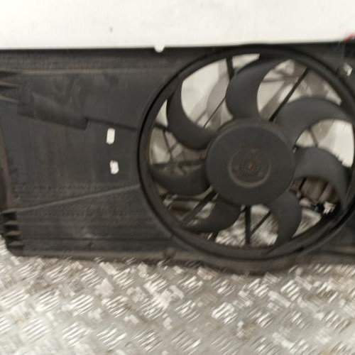 102881884-bee9ca5f-1f54-472f-b1ca-fe8536f0e860-Piece-Ventilateur-eau-1530980-FORD-C-MAX-1-PHASE-1-23d83ec8b11c041211f6dc2a3660c23e5d4f07c4a602493542687b1da893f952_m.jpg