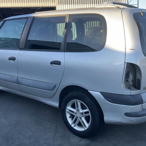 Vehicule-RENAULT-ESPACE%25203-2000-3c5117608e0bbd0500045986428d56f8a51fd7e8578cf22b63cab1a5757d6d3c_m.jpg