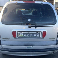Vehicule-RENAULT-ESPACE%25203-2000-10500e2a696380e6f1a4c925fc9cf22bfa596a215e3f0ffb707450606965a11c_m.jpg