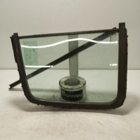 102935734-5650702d-587b-46f5-8776-1a9f0357caae-Piece-Custode-arriere-gauche-porte-7700842895-RENAULT-CLIO-2-PHASE-2-36c6601d57bf58a8136919801e73c83c7d85b51542b0896b2ec691b1d977ff7c_m.jpg