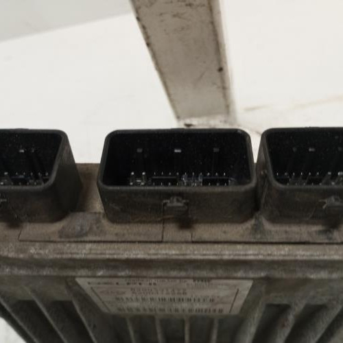 102937195-a640e391-fdee-433a-b4d7-139dd40c71c2-Piece-Calculateur-moteur-7711497054-RENAULT-CLIO-2-PHASE-2-1e252238ec160cede2832409b783858eb34a3286f7f1d2b0c0a1bc8000eff080_m.jpg
