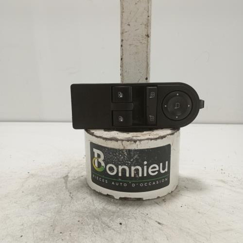 Interrupteur de leve vitre avant gauche