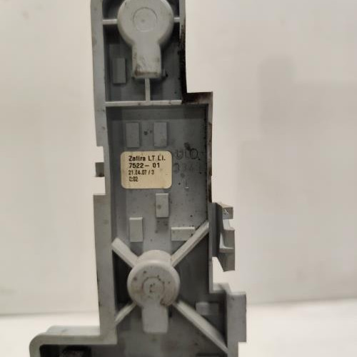 103061280-2abbc6e7-46cd-4edb-a26d-0255ea4531a2-Piece-Platine-feu-arriere-gauche-93183067-OPEL-ZAFIRA-B-PHASE-1-18ed5937cb9aa6ef24829a99a2c62f9594a3771733fe020b31f70e028e7834e8_m.jpg
