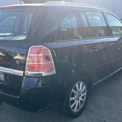 Vehicule-OPEL-ZAFIRA%2520B%2520PHASE%25201-2007-c79affe4d49f57228a4e306ede3fb4d3aa5cfa5a5249f536e0381b2ad9d9ea33_m.jpg