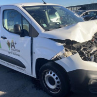 Vehicule-PEUGEOT-PARTNER%25203-2019-c22ab09085006b1ee1c0107ab5791a8d3775743c3919fa2c8a9bfcab907f5192_m.jpg