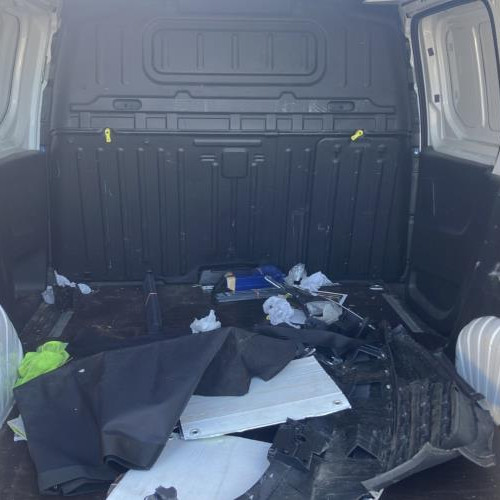 Vehicule-PEUGEOT-PARTNER%25203-2019-50a8a11fe9bf9c1468cad6b06319c27fa0a033a787538431f508017d96bb95c5_m.jpg