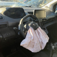 Vehicule-PEUGEOT-PARTNER%25203-2019-96541a83d2aa185088f8de34eaabd1fd978f5ff3ca5c0e4413d43a7446ada561_m.jpg