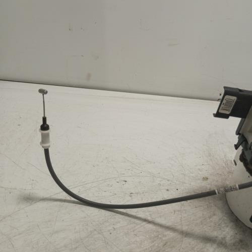 103072761-03c80b19-6f2f-413b-8ca0-a8cf59186401-Piece-Fermeture-centralisee-avant-gauche-9816343480-PEUGEOT-PARTNER-3-276e3d1172a7f2af4475deb6be4db0ffe7a5320de9fa4ecae3b05c9e5eb74f15_m.jpg