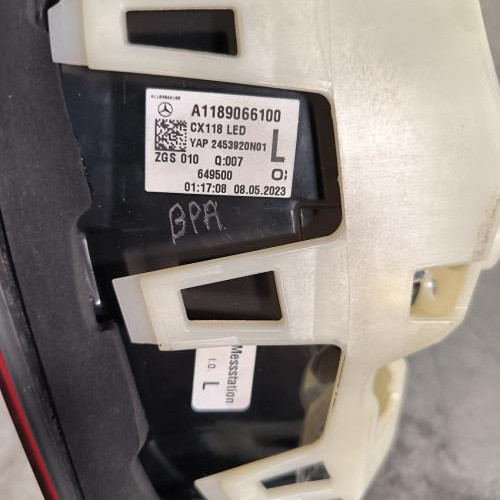 103117104-7df88fcd-d0e3-4e03-abdc-25cbef7e411e-Piece-Feu-arriere-secondaire-gauche-feux-1189066100-MERCEDES-CLASSE-CLA-118-PHASE-1-COUPE-1a9902399d2e55062e31aef90b2ff4d421e2663ab604d5d1d3eb5837a66dde52_m.jpg