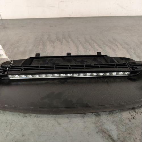 Feu arriere stop central