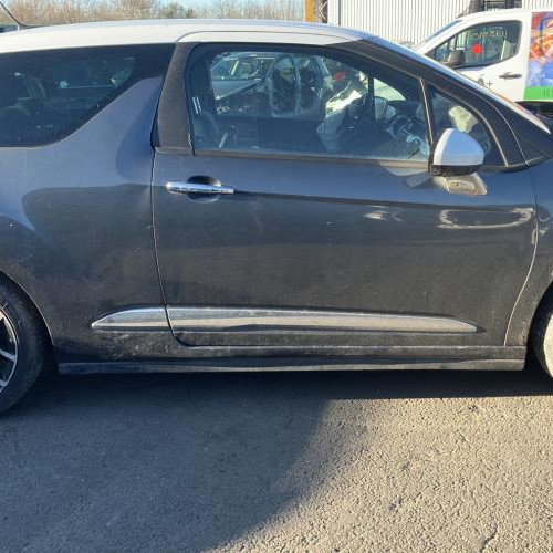 Vehicule-DS-DS3%2520PHASE%25202-2015-6be8127859c76b66f9b7e90ae25b5ae6ec936a3699e3d3d952bfbc6c50a5919a_m.jpg