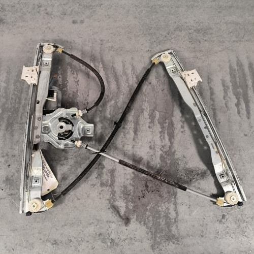 Leve vitre electrique avant droit