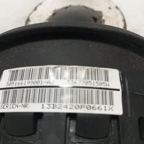 103142373-683090aa-9b80-4ada-9ccc-0c32814b7bba-Piece-Air-bag-conducteur-32306884672-BMW-SERIE-1-E88-CABRIO-4a127fae7ea2e0c50fa3341a1939499cdc5b177e261d5e0a9d7c10873b6e50bb_m.jpg