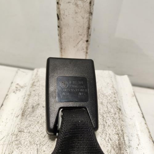 103142376-2ae99da4-467e-4b3f-93ab-29502eb9b894-Piece-Attache-ceinture-arriere-droit-72119117261-BMW-SERIE-1-E88-CABRIO-db19f3c78b0c24c02cd6b5d443668558d2ec6ff1951c5a7e61b5949584212e33_m.jpg