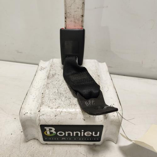 Attache ceinture arriere gauche