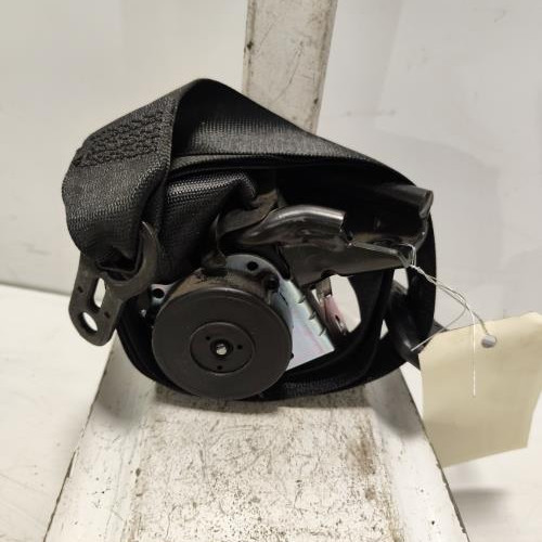 103142383-b1ff0527-518a-47c6-ae35-d1a8a9896517-Piece-Ceinture-arriere-droit-72116981480-BMW-SERIE-1-E88-CABRIO-bbe28285f4d9ec751c47edd88945583c306a59febabdb77bce3eb5847e3a570b_m.jpg