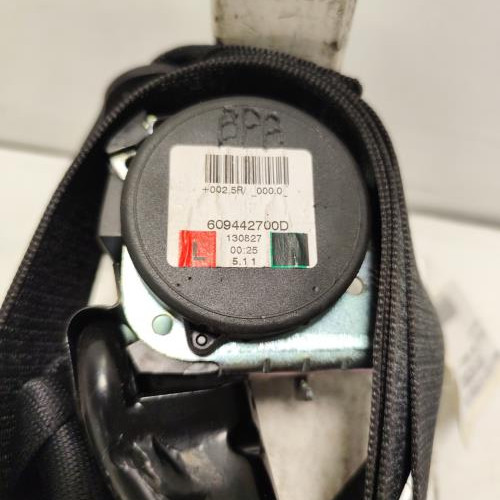 103142385-c31292cd-8a64-44d8-8a2c-5981a3db6528-Piece-Ceinture-arriere-gauche-72116981479-BMW-SERIE-1-E88-CABRIO-f45c387e60c8e1345d7739a5d03fc9b9c56ca28f01bdea672be458b645074a40_m.jpg