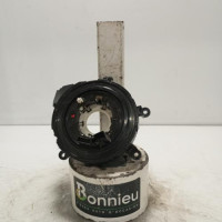 103142394-01759e84-88f0-4d73-9b29-2b70d3deb61b-Piece-Contacteur-tournant-61319122509-BMW-SERIE-1-E88-CABRIO-2213a07da24811823efedb0a6aedc19653f00670a7e6f128824a0135c6967c70_m.jpg