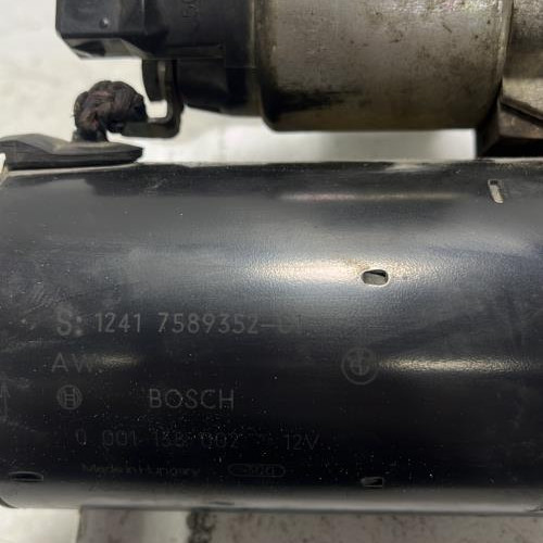 103142557-31717468-b173-45b0-a0da-e83eaaf43057-Piece-Demarreur-12417638194-BMW-SERIE-1-E88-CABRIO-3469a9d1356153221c4f39d3257154be0084451b2f7669b8afe859dc82b785e7_m.jpg