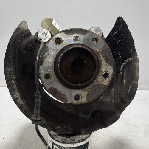 Fusee avant gauche