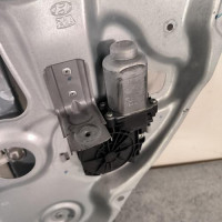 103158705-b15b5aa2-9330-4a20-89bd-d7fe04c6d5f9-Piece-Leve-vitre-electrique-arriere-droit-834022Y000-HYUNDAI-IX-35-PHASE-2-383fcbfb25d0c4515ee20c20325674b224acab4bbae13f9c49fa8f409d5e5eac_m.jpg