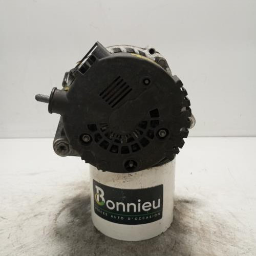 103159084-b8e3e61f-eb35-4f08-bc92-763e854cfd7a-Piece-Alternateur-373002A850-HYUNDAI-IX-35-PHASE-2-dfad6f3cd4b1010fc6ccc557c264d6350b3383d7b09214096fdb81bc2a7d4794_m.jpg