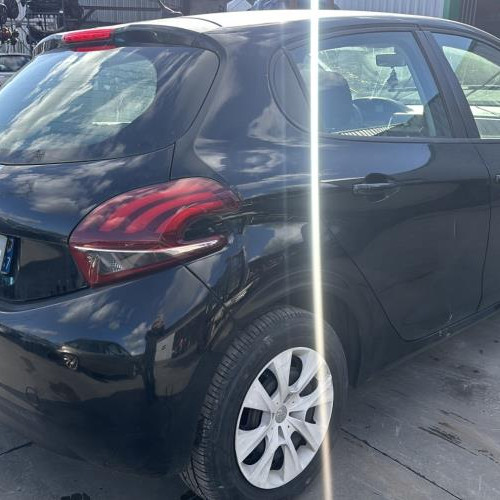 Vehicule-PEUGEOT-208%25201%2520PHASE%25202-2019-efbb655982c60e0fd85a5ddbf90518ebb9899a47e837e4bc5ef1405a5a0a546a_m.jpg