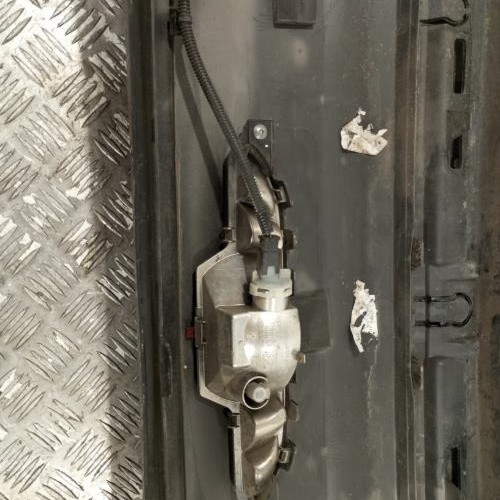 103177480-0481cb36-4db9-4160-a3bd-c12174cc189b-Piece-Pare-choc-arriere-1607254580-PEUGEOT-208-1-PHASE-2-34481dec65e12add27d6264ce5ca82f95d31cc88af01292317929280f44750c3_m.jpg