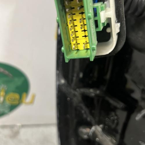 103177492-d0efbb3f-158c-44be-9fe6-76a38737b0f7-Piece-Porte-avant-droit-9807820680-PEUGEOT-208-1-PHASE-2-631d86e302457e778d45137bd58a8e3e7a4bb90679039b3285fced5ff4ddd417_m.jpg