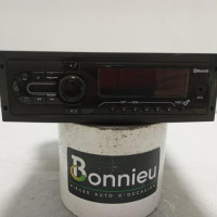 103177902-f0f96f78-313e-4f12-ae86-54a6d1dfa4d7-Piece-Autoradio-dorigine-1647912180-PEUGEOT-208-1-PHASE-2-e9fd0dc9b66517556b676c291780c21e10d657281a0692d303c1e0b0b15ef3cc_m.jpg