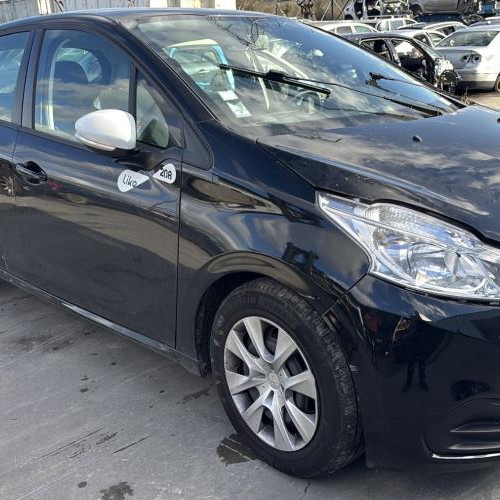 Vehicule-PEUGEOT-208%25201%2520PHASE%25202-2019-f3aebc1791555ea9991dc6574f9a5d23a1689c7e51e1c7a0235d988143f02d3b_m.jpg