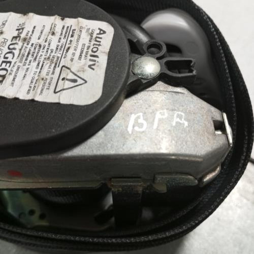 103177906-9fd82149-8f0a-48a4-8f29-64bb9c3ef188-Piece-Ceinture-avant-droit-98063151XX-PEUGEOT-208-1-PHASE-2-a618fcaba9864157a084dc7d4bd0f37a297e6d6692a754380ce57b913306c172_m.jpg