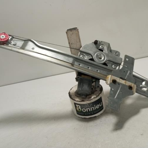 103177917-4c18dd8e-7db1-4483-a1af-0a47f1d2d46a-Piece-Leve-vitre-electrique-avant-droit-9673154380-PEUGEOT-208-1-PHASE-2-39f4002b43fbc714a450a4c7007bfae0bbf186516f9715e09a69dc745d7035e9_m.jpg