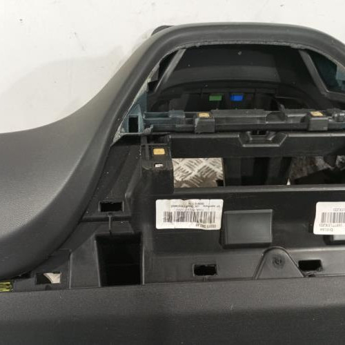 103177927-7460eabe-ead4-4235-86b7-f22a1fa7ea1e-Piece-Planche-de-bord-complete-16077378ZD-PEUGEOT-208-1-PHASE-2-351f35b8b346fb105fe95070f32c5070c0ade601b426d611b75efe1ef917a984_m.jpg