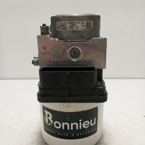 103179031-b1084ce5-302e-424c-b3d6-cf25d34bfb2e-Piece-Bloc-ABS-freins-anti-blocage-1636317880-PEUGEOT-208-1-PHASE-2-00b7e69fe95d7bd1a2ebf6f5ec08d38ac3373a7e5761ba79e250f225de5c4ce5_m.jpg