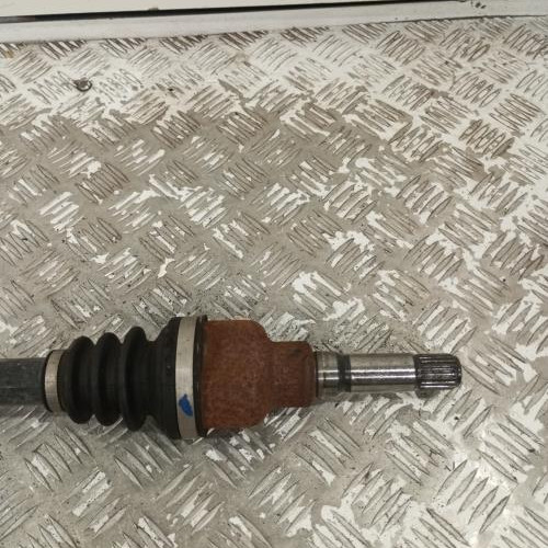 103179033-fe7e7529-6c80-4398-8b4d-03f7e16c98d1-Piece-Cardan-droit-transmission-9803959680-PEUGEOT-208-1-PHASE-2-3676bf9604d97d048b60f1a5ea3b22177e52bcc99c71fad5a82fec693503600e_m.jpg