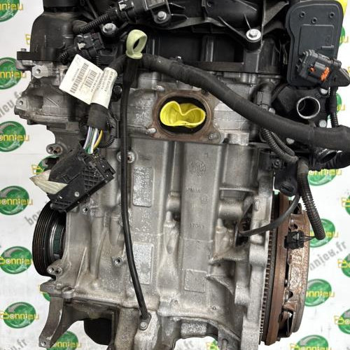 103179123-a1db574d-6593-4541-8933-fc752cfb75df-Piece-Moteur-1619234580-PEUGEOT-208-1-PHASE-2-65cd92fc657a4ec6c3c5d429d76424547cfd000118f5aae8c0f600abed23c1b7_m.jpg